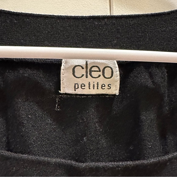 black top! - Picture 4 of 4